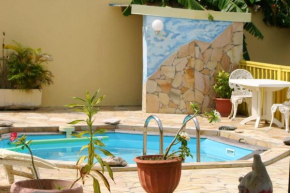 Villa de 3 chambres avec piscine privee jardin clos et wifi a Sainte Anne
